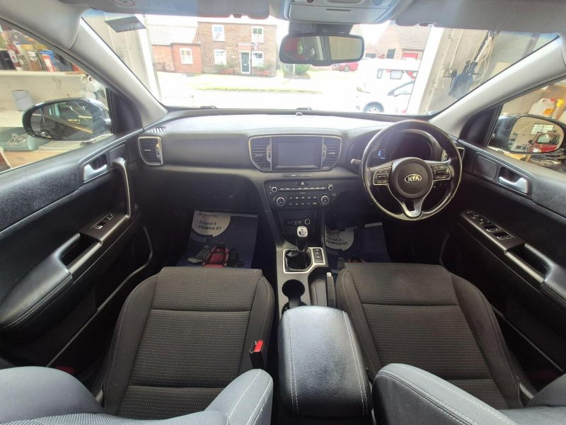 KIA SPORTAGE